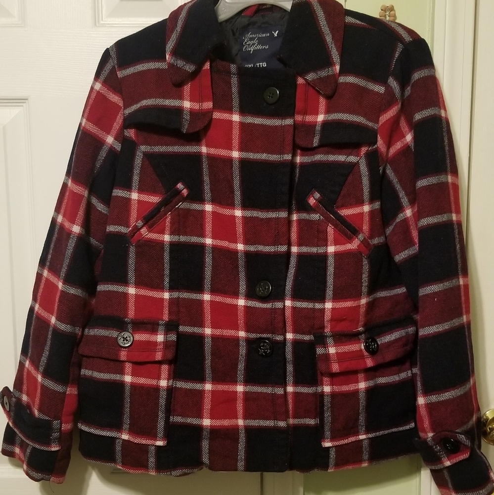 American Eagle Outfitters | Women's Classic Peacoat | Red/Navy Plaid |
